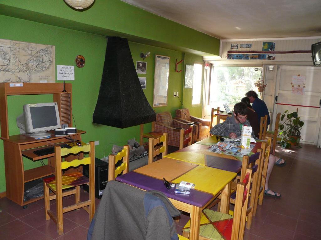 Hostal Estación Sur *