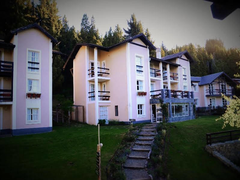 Residencia Pioneros Resort
