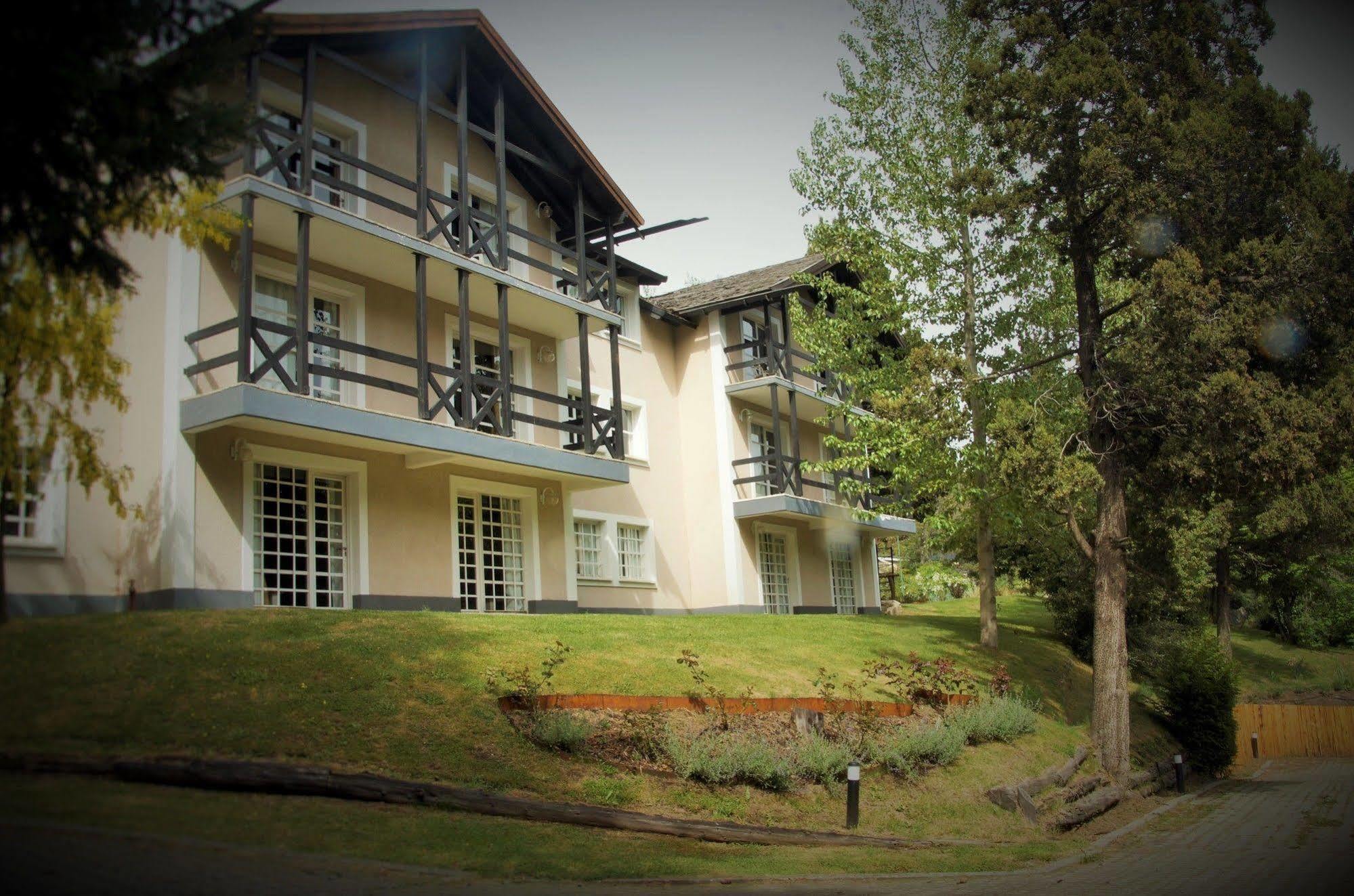 Residencia Pioneros * San Carlos de Bariloche