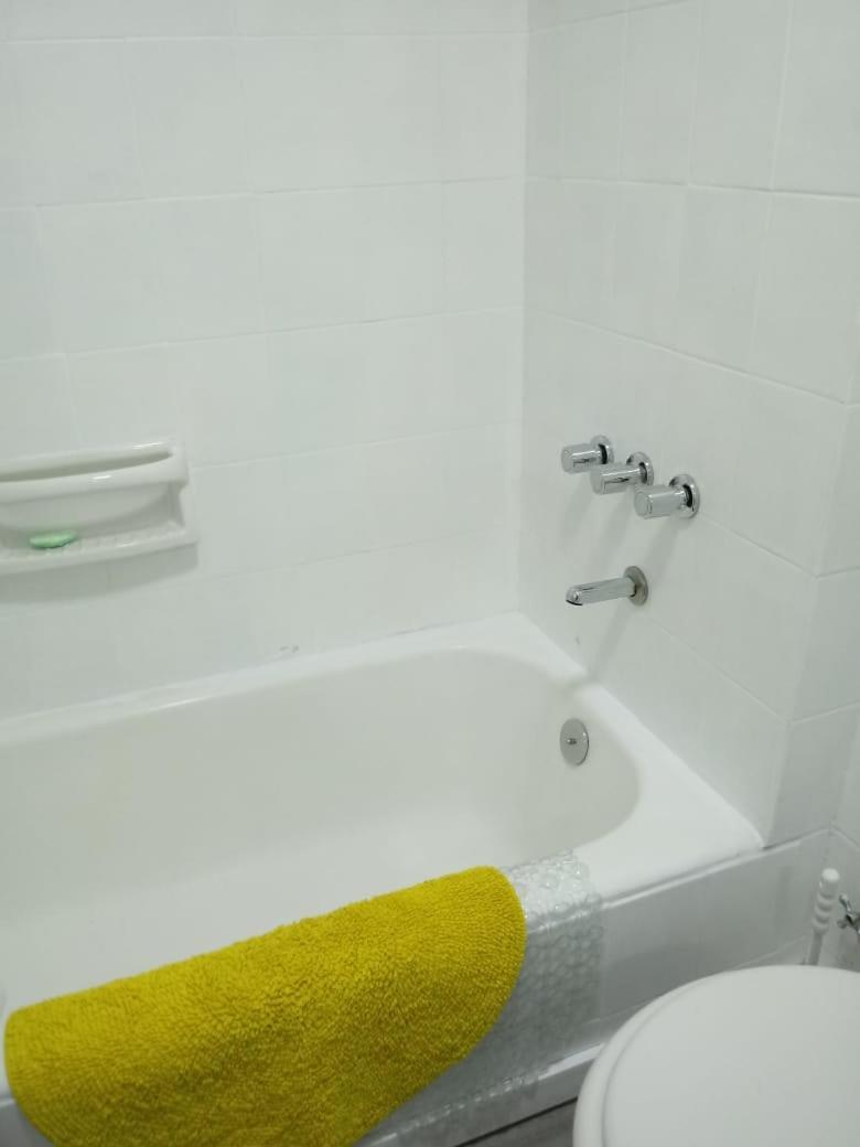 Center 208 - * San Carlos de Bariloche