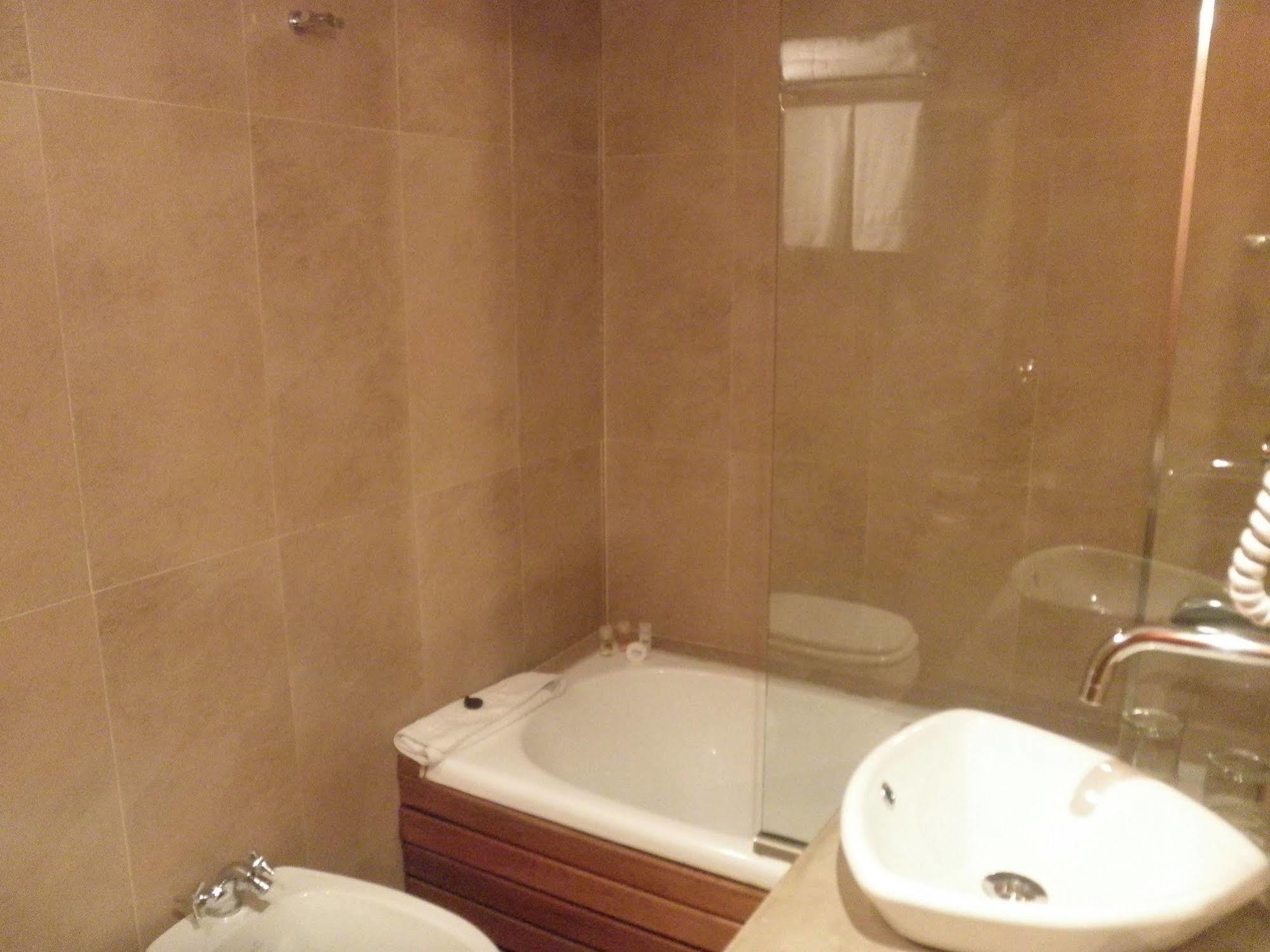 Hotel Quillen & 3*
