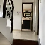 Excepcional Departamento Completo, 3 pisos y 3 dormitorios