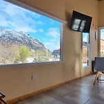 Casa Con Hermosa Vista A Los Cerros