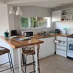 Monoambiente Calido Con Vista Al Lago