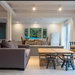 Casa Moderna Y Acogedora Ideal Para Familias