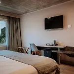 Basia Hotel & Sushi