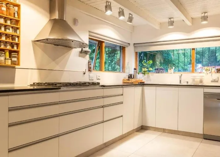 Casa Moderna Y Acogedora Ideal Para Familias