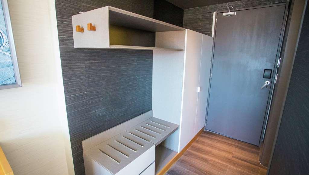 Hotel Hampton By Hilton 3*