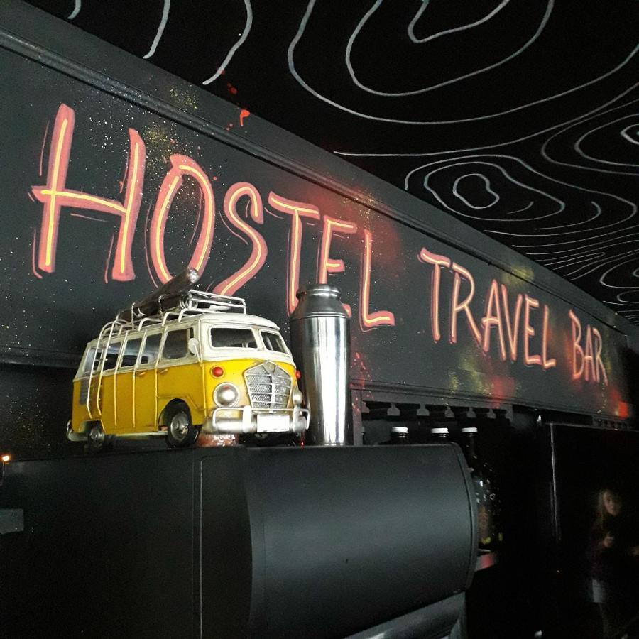 Moving Travel Bar Hostal *