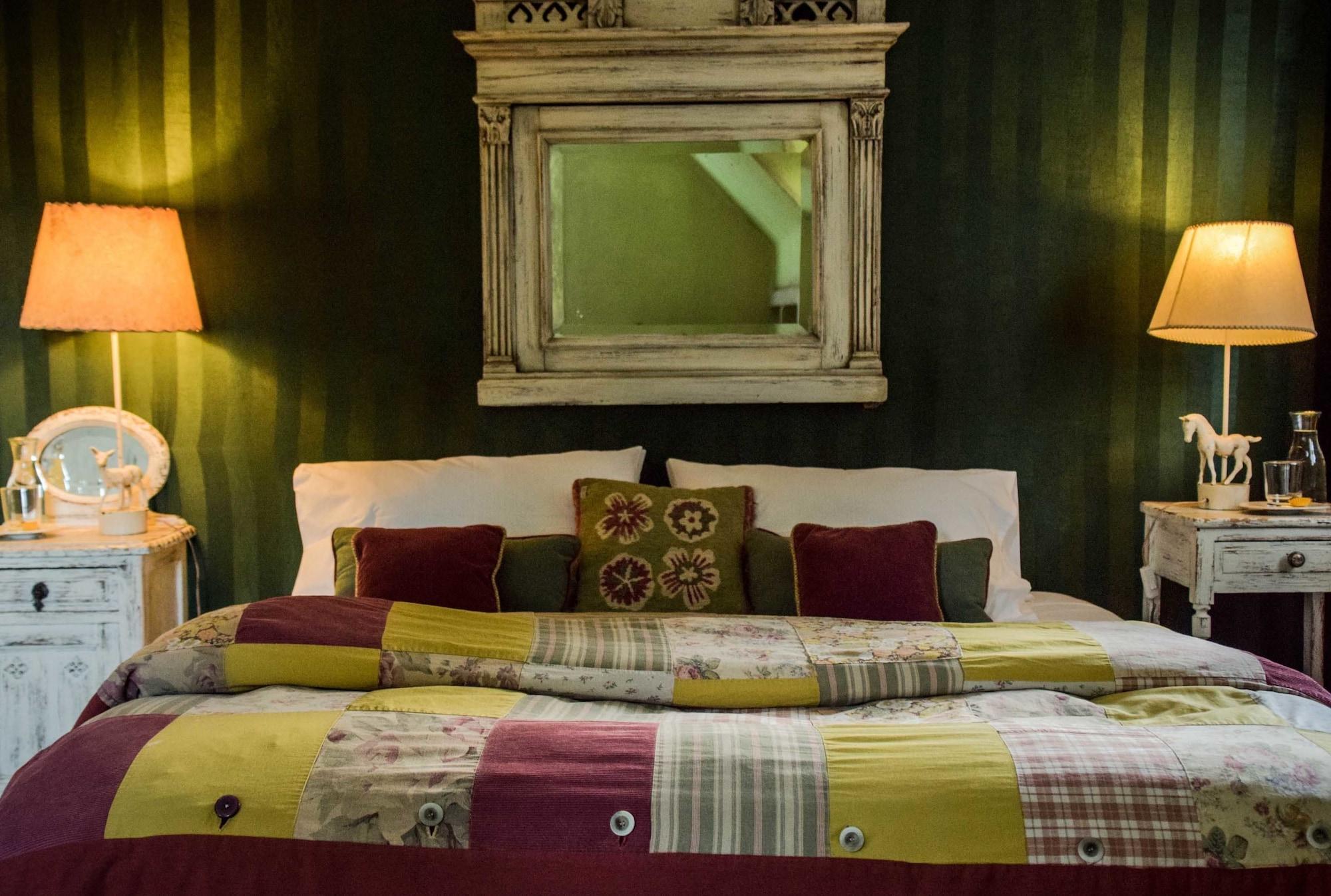 Inn Juncos Patagonian House