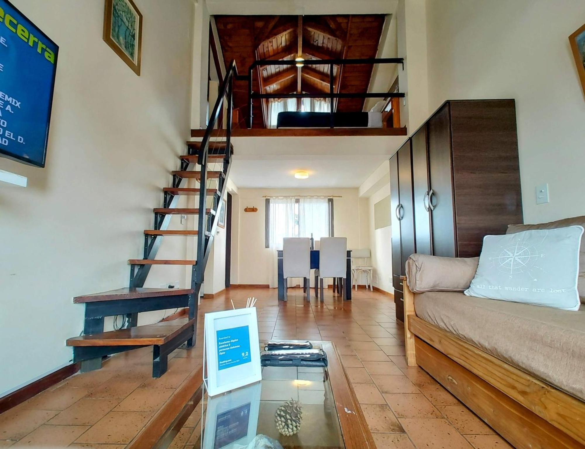 Apartamento Excelente Dúplex Céntrico 5 Personas Universo Dpto San Carlos de Bariloche