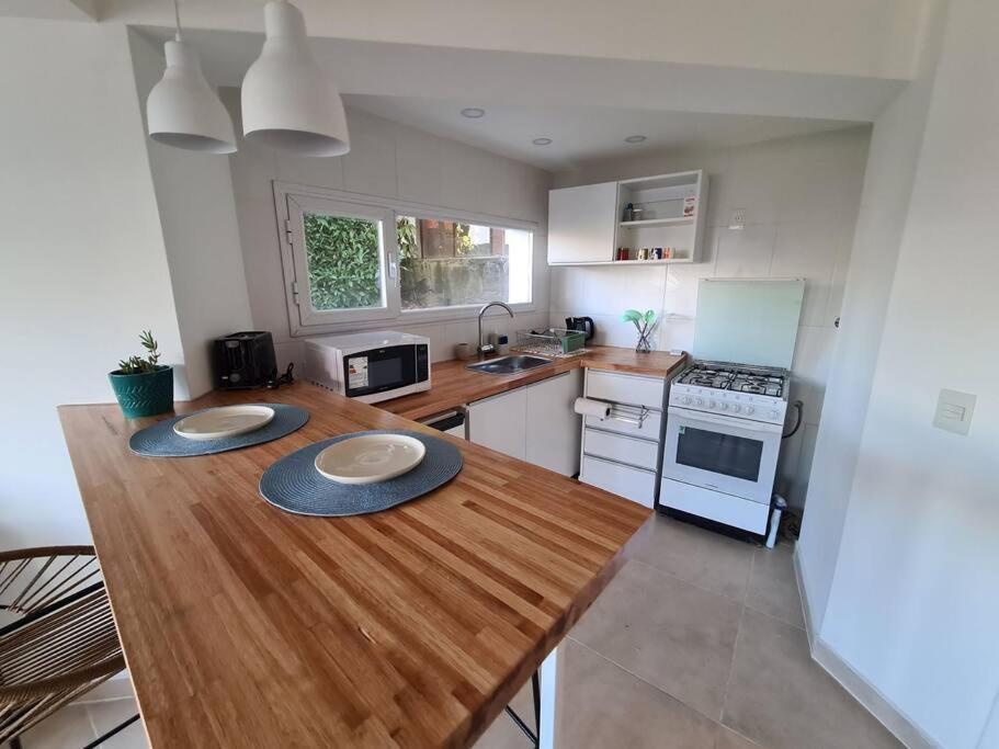 Apartamento Monoambiente Calido Con Vista Al *