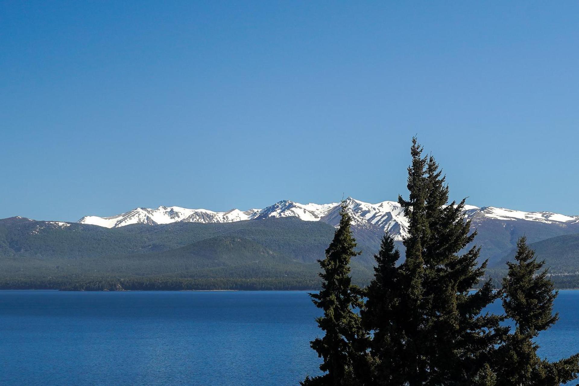 Apartamento Nahuel Huapi Con Vista Al Y Estacionamiento