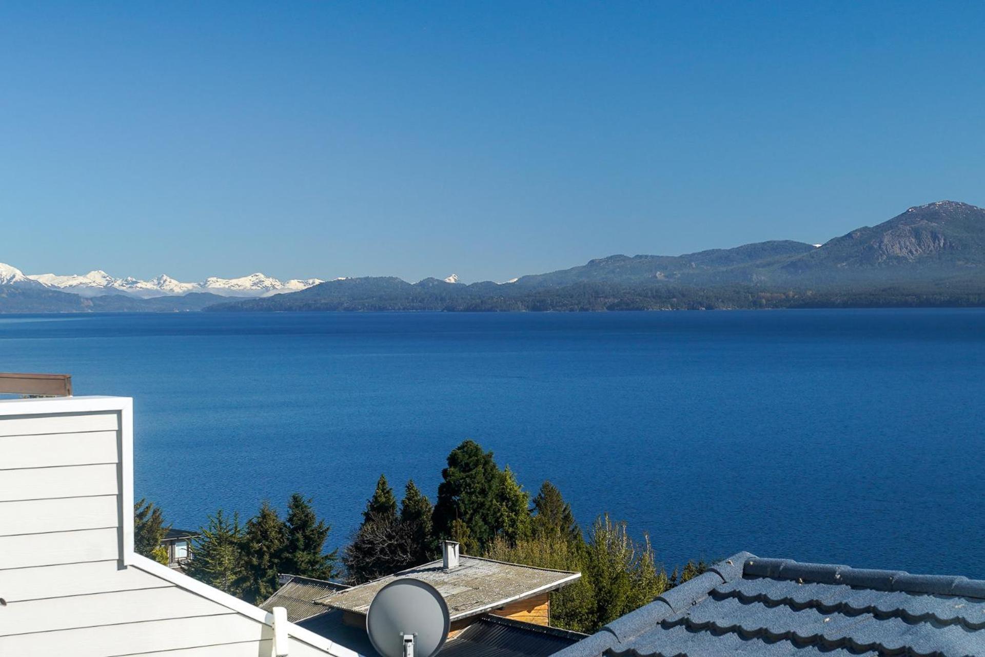 Nahuel Huapi Con Vista Al Y Estacionamiento *