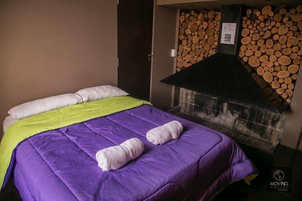 Hostal Moving Travel Bar *