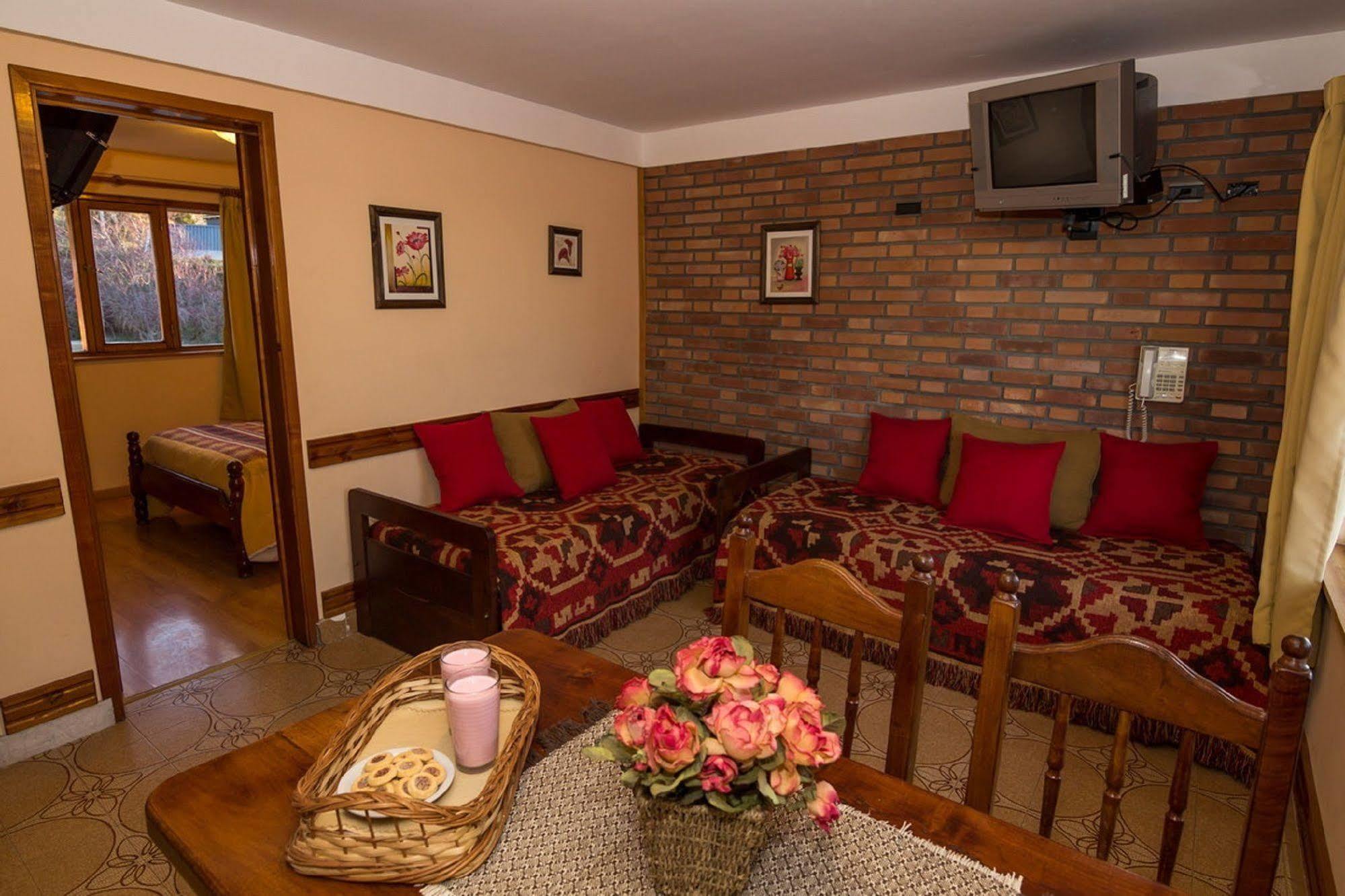 Lejano Nahuel Inn