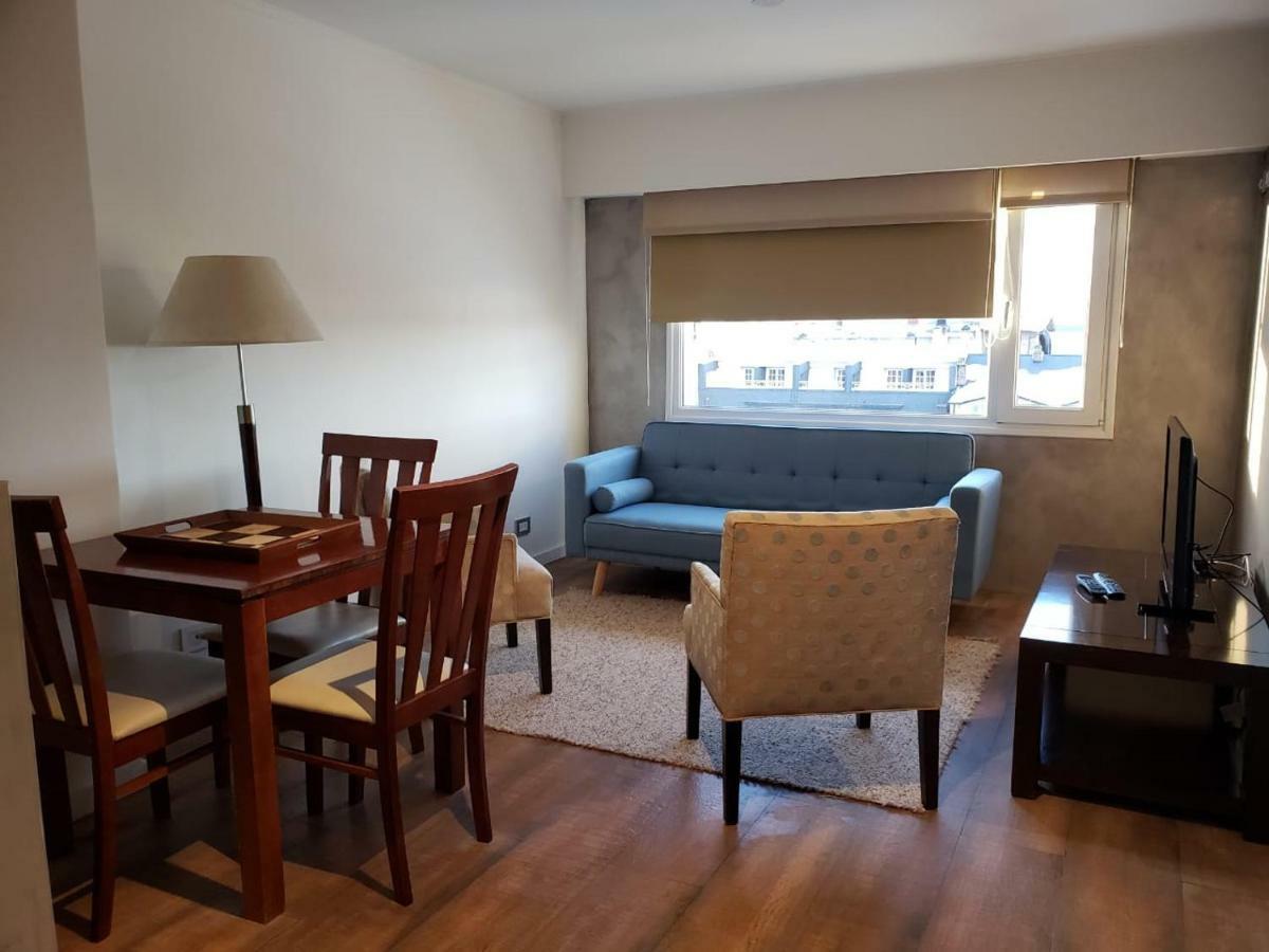 Urbana 413 Apartment *